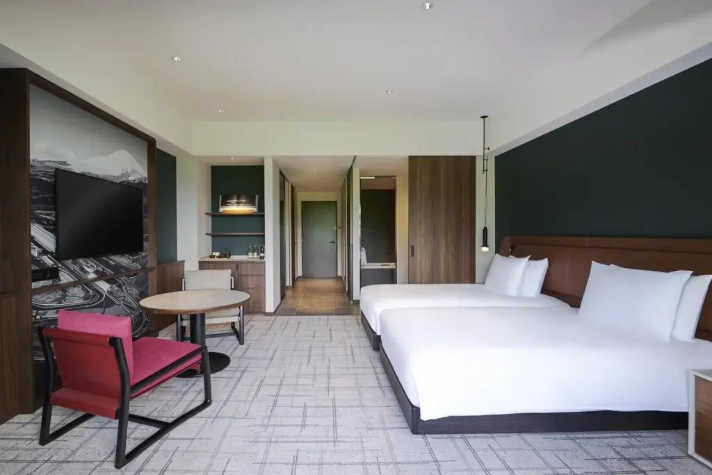 Gästezimmer im Fuji Speedway Hotel, The Unbound Collection by Hyatt