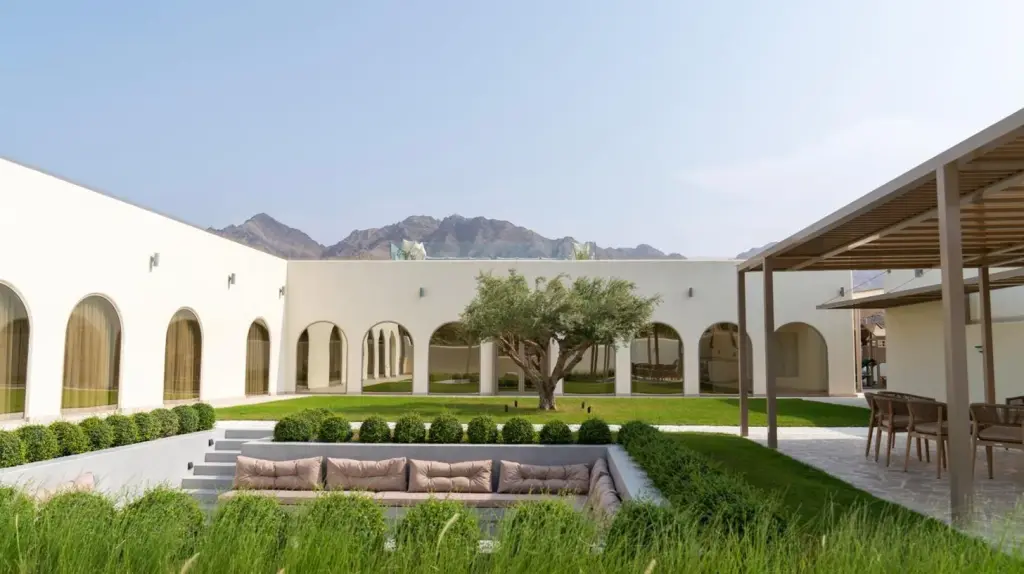 Ivory House Resort – Ophiolite