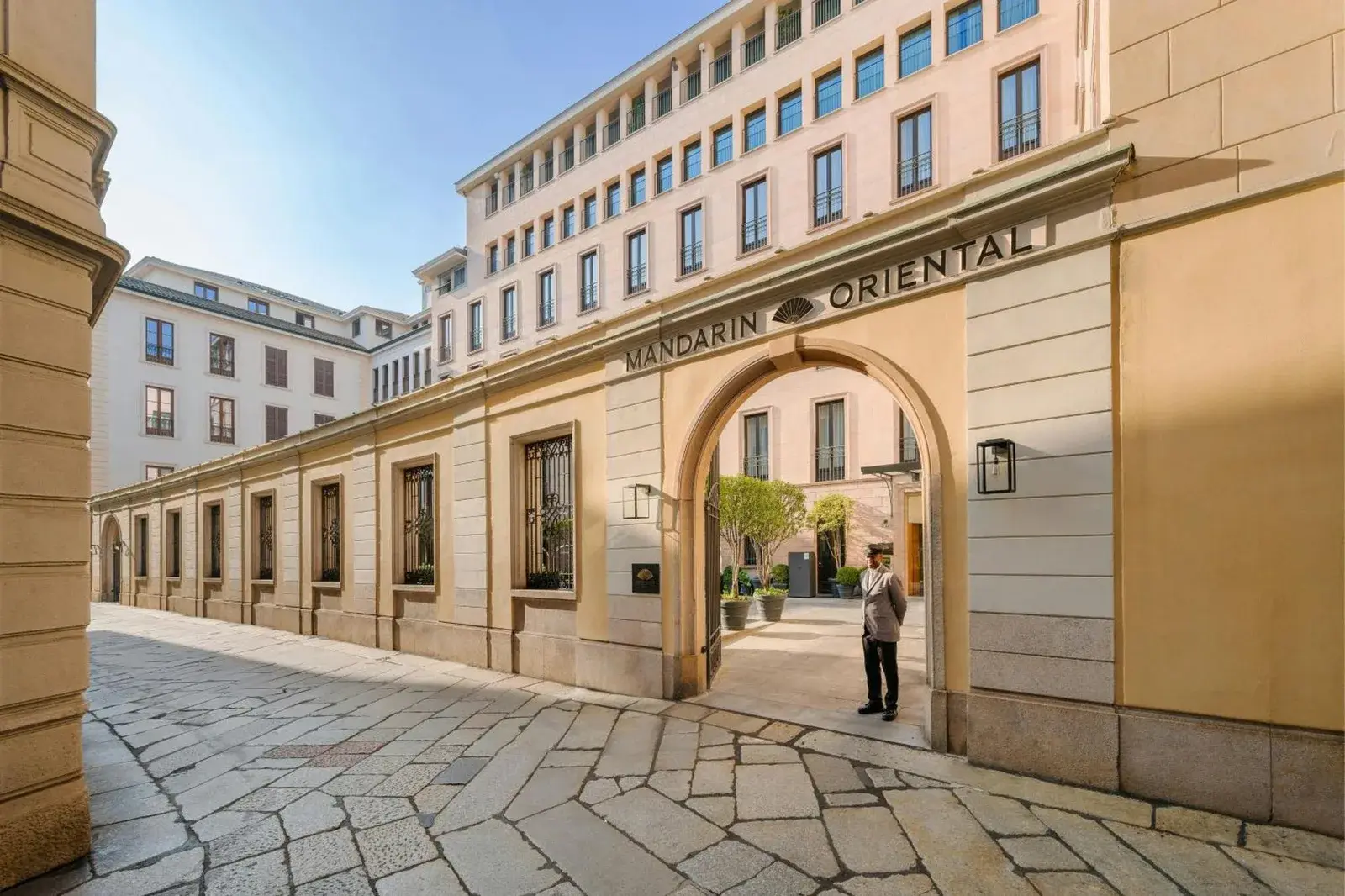 Exterior view of Mandarin Oriental, Milan showcasing its architectural elegance.